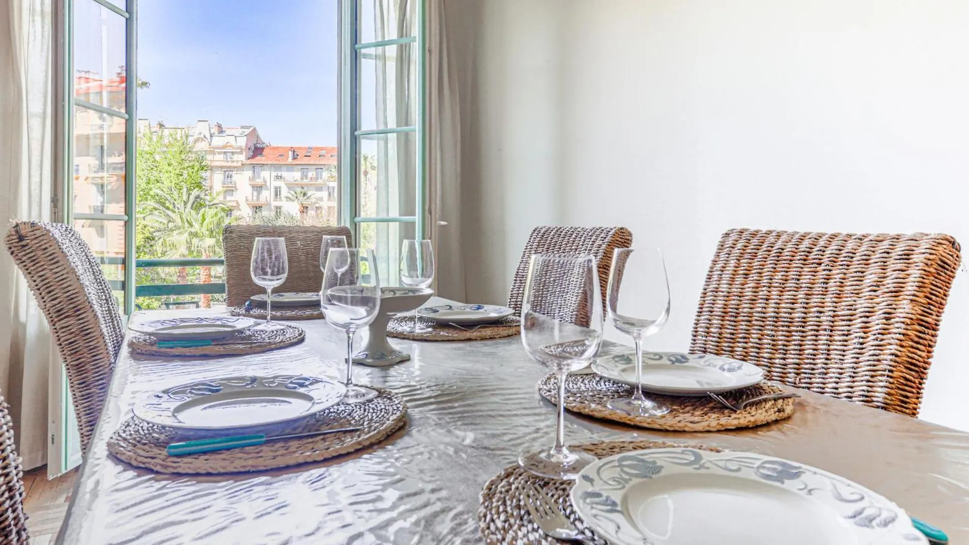 Apartment Le Victor Hugo By Interhome Nice